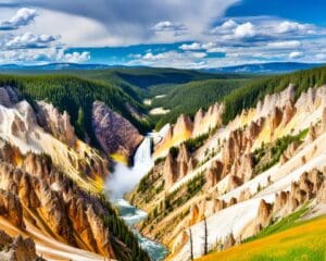 Yellowstone-Nationalpark: Die besten Wanderwege und Sehenswürdigkeiten